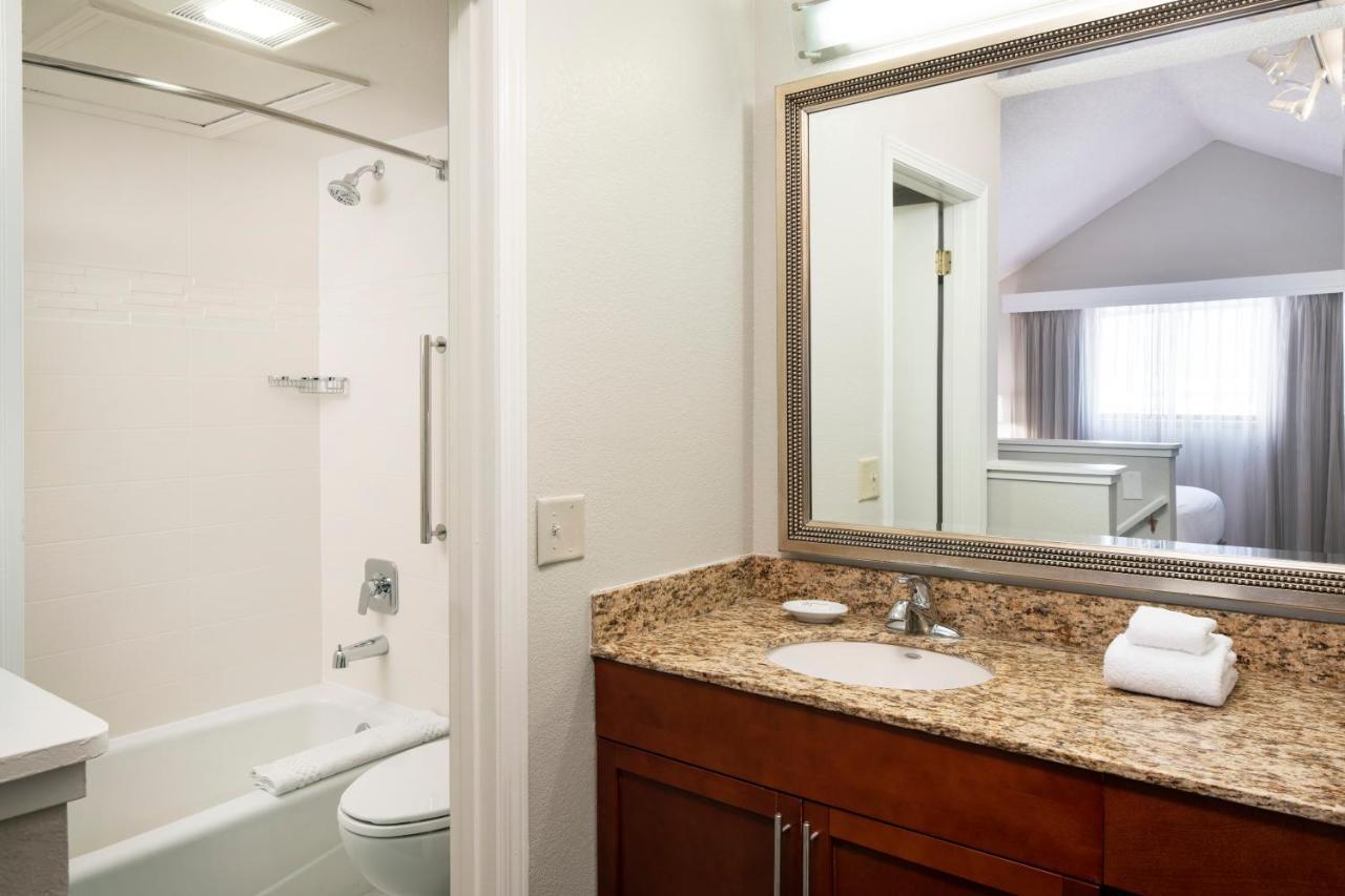 Residence Inn By Marriott Las Vegas Convention Center Ngoại thất bức ảnh