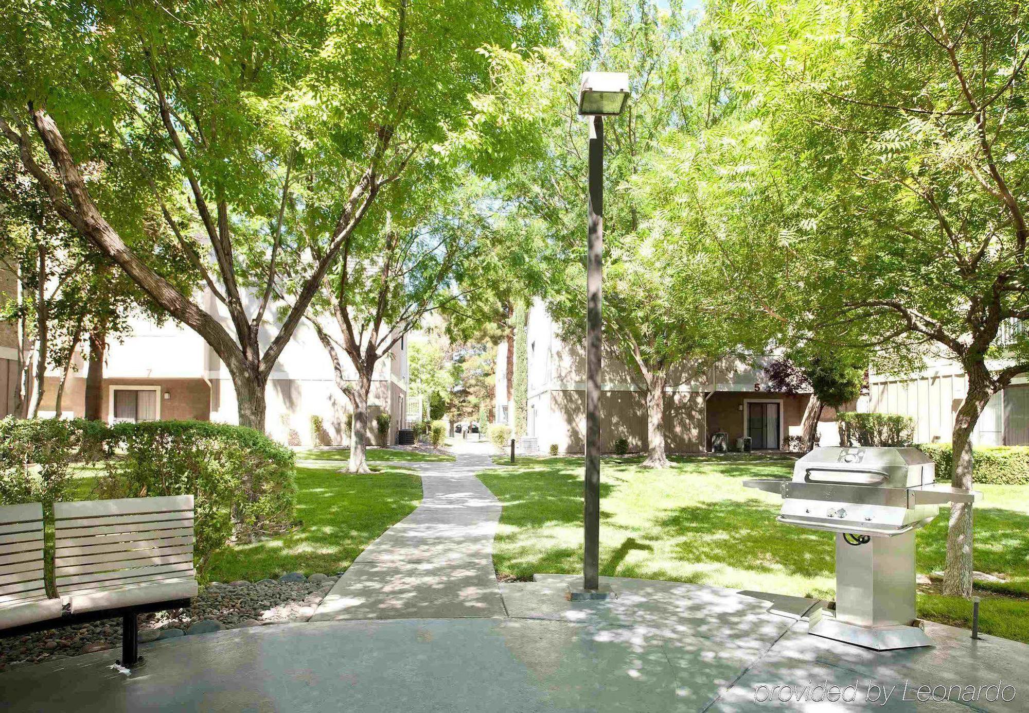 Residence Inn By Marriott Las Vegas Convention Center Ngoại thất bức ảnh